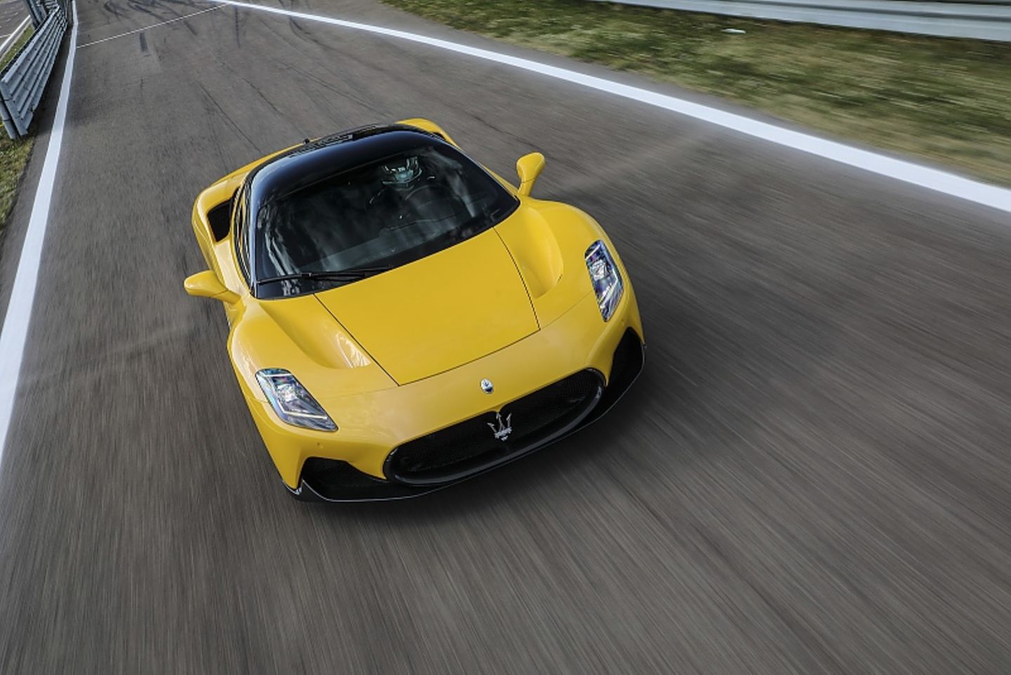Maserati MC20