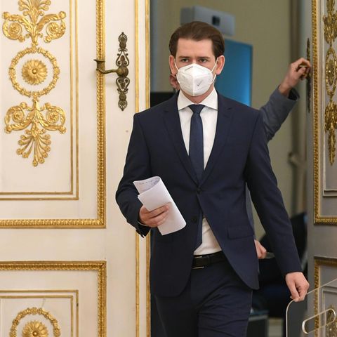 Sebastian Kurz will im Amt bleiben, obwohl die Staatsanwaltschaft gegen den österreichischen Kanzler ermittelt.