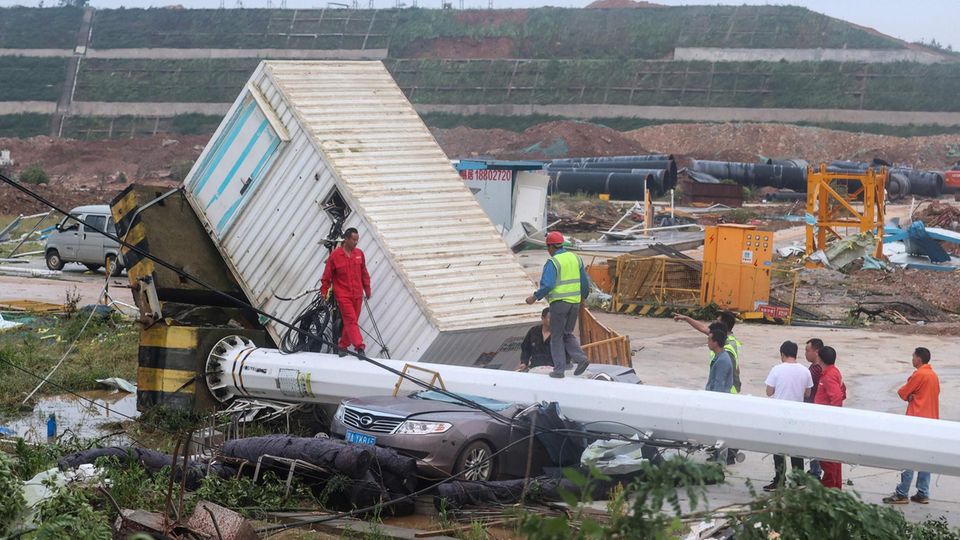 Wuhan Mehrere Tote Und Hunderte Verletzte Durch Tornados Stern De