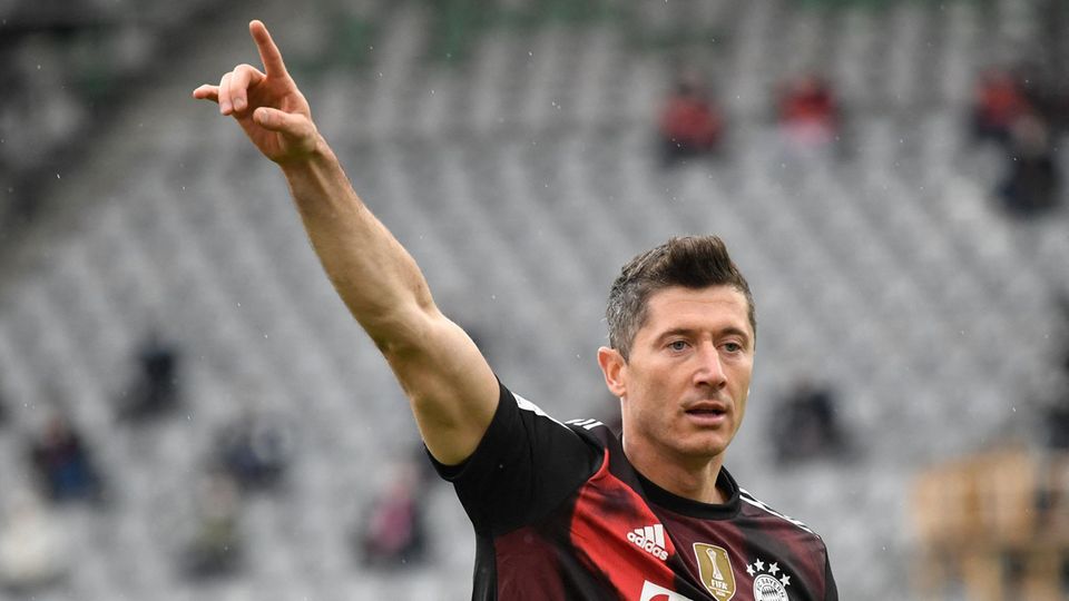 Bayern-Stürmer Lewandowski stellt 40-Tore-Rekord von Gerd ...