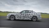 Der Radstand des BMW 2er ist um fünf Zentimeter länger