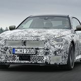 Der BMW 2er steht stämmiger da