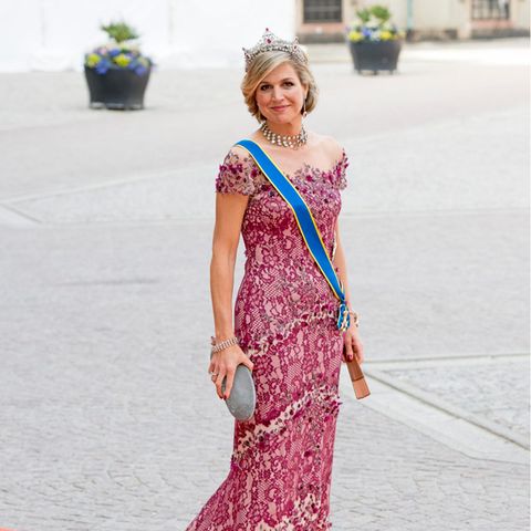 Königin Máxima in feiner Garderobe auf dem roten Teppich