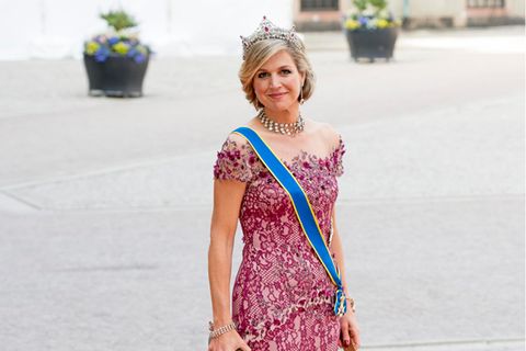 Königin Máxima in feiner Garderobe auf dem roten Teppich