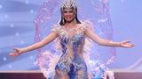 Miss Aruba Helen Hernandez versuchte mit einem durchsichtigen Outfit zu punkten.