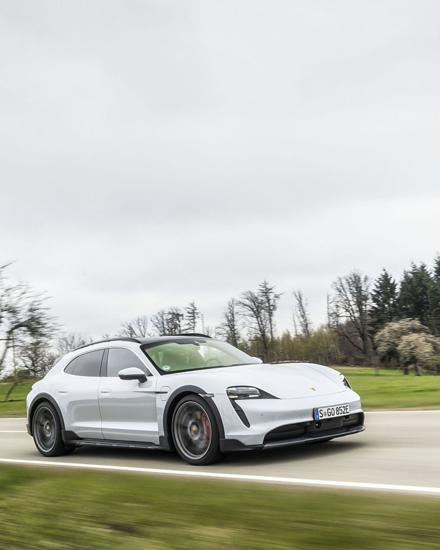 Porsche Taycan Cross Turismo