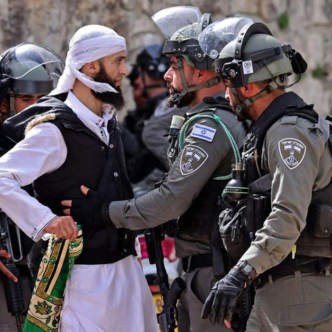 Am 10. Mai eskalierten Spannungen in Jerusalem zwischen Palästinensern, jüdischen Extremisten und Sicherheitskräften. Es gab viele Verletzte
