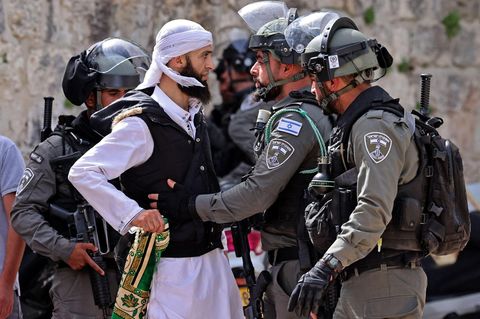 Am 10. Mai eskalierten Spannungen in Jerusalem zwischen Palästinensern, jüdischen Extremisten und Sicherheitskräften. Es gab viele Verletzte