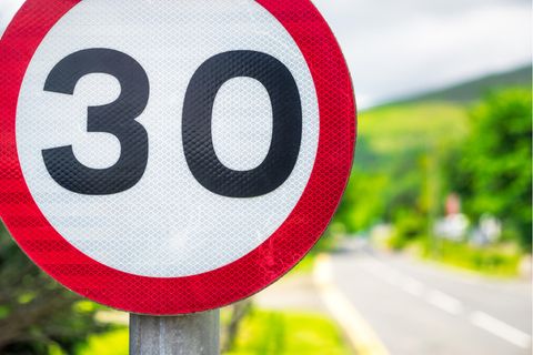 Verkehrsschild Tempolimit 30