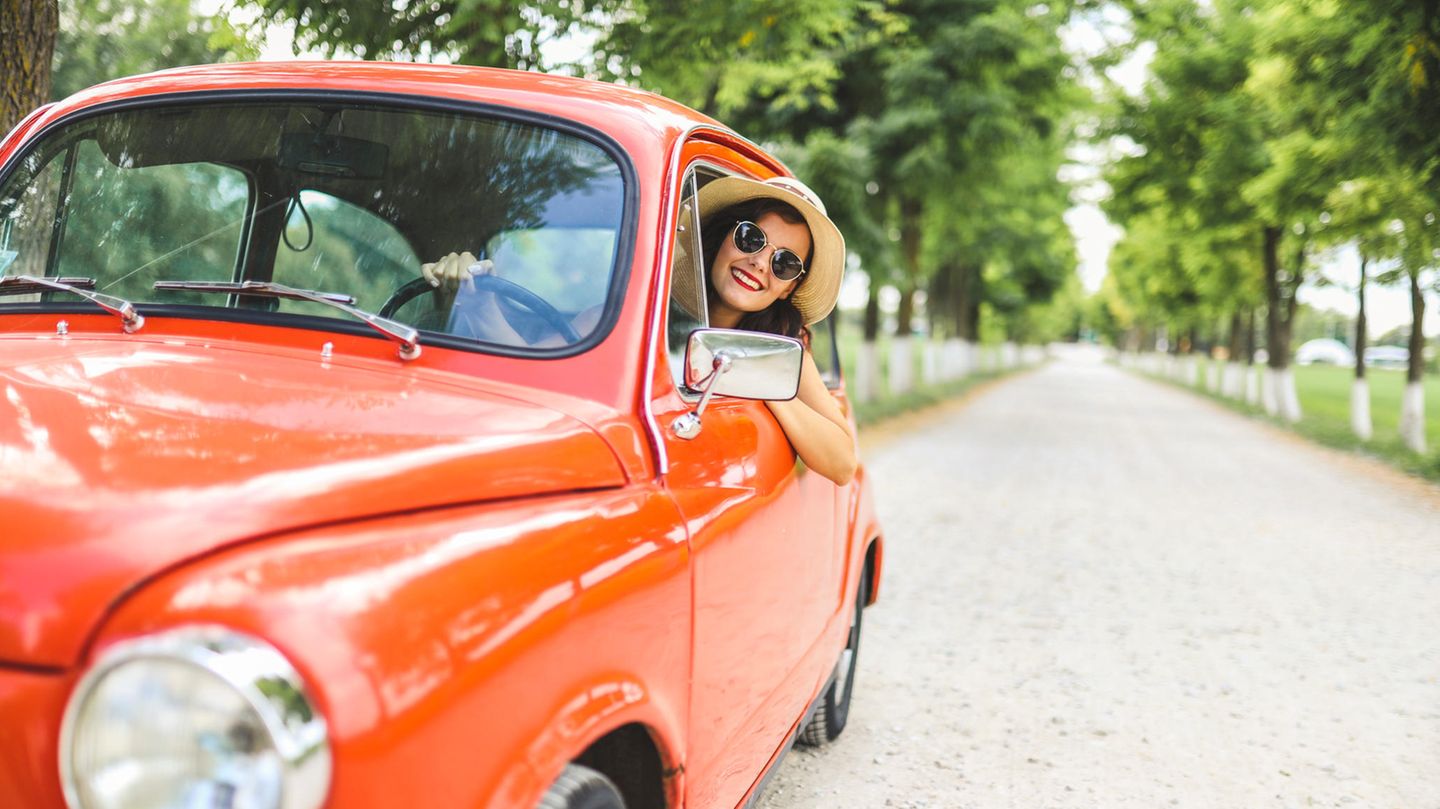 Stilvoll im Oldtimer unterwegs zu sein, geht auch mit E-Motor