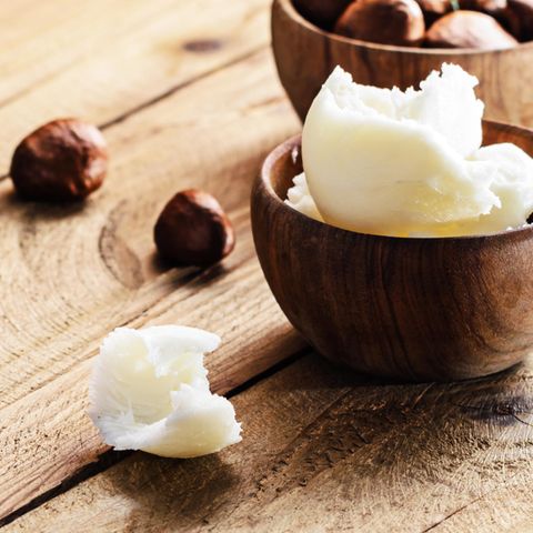 Sheabutter ist ein Naturprodukt, das in der Kosmetikbranche viel Verwendung findet