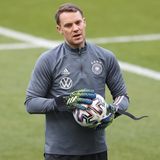 Tor: Manuel Neuer (FC Bayern München), 35 Jahre, 0 Tore - 1. Länderspiel: 2009 gegen Vereinigte Arabische Emirate (7:2)