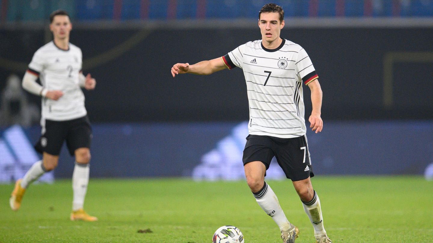 Mittelfeld: Florian Neuhaus (Borussia Mönchengladbach), 24 Jahre, ein Tor - 1. Länderspiel: 2020 gegen die Türkei (3:3)