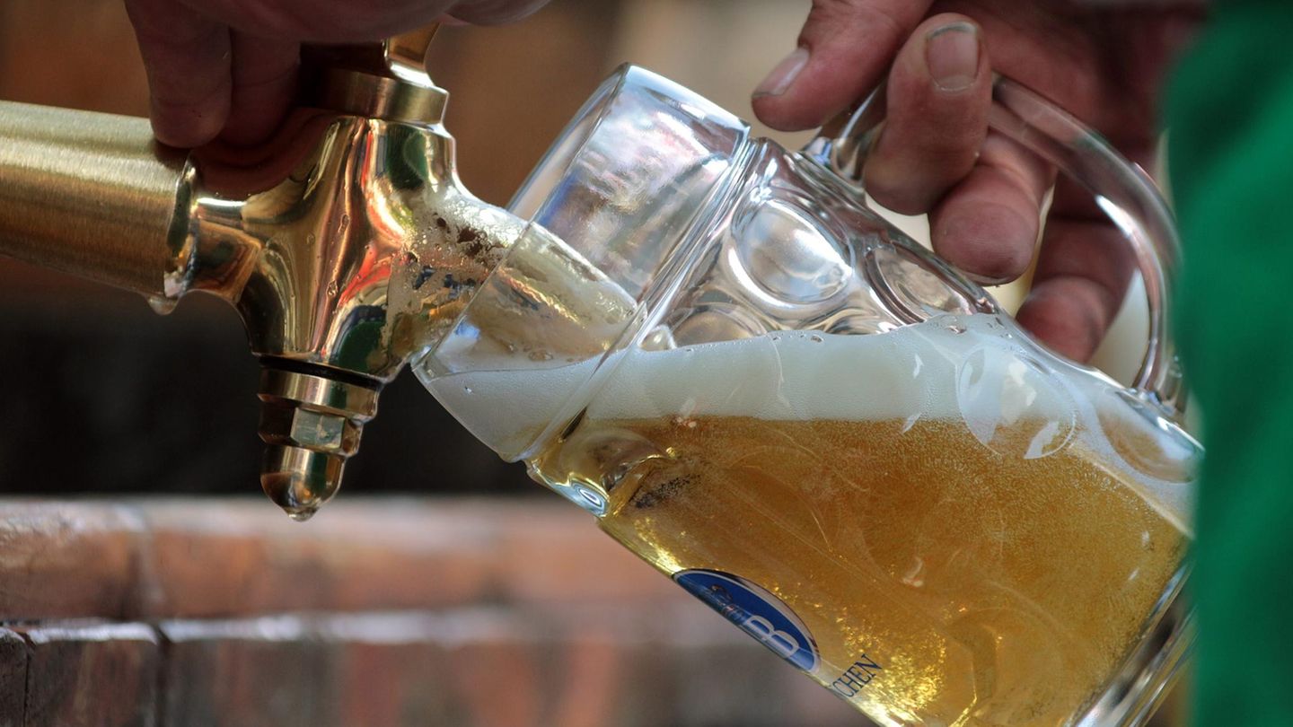 In den Brauereien wird wieder Bier abgefüllt