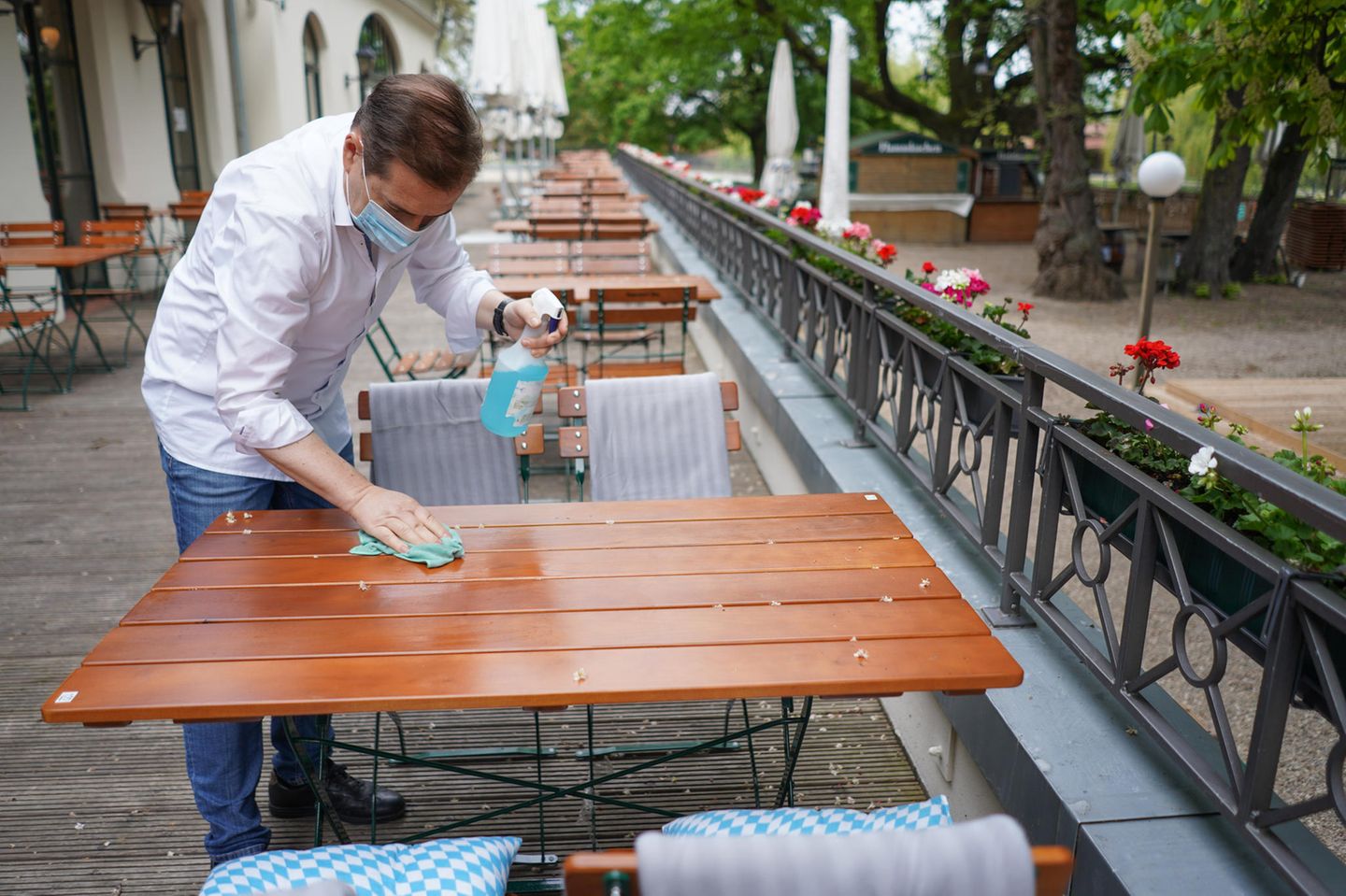 Restaurantleiter des Restaurants und Biergartens "Zollpackhof" in Berlin