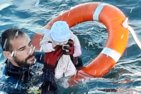 Ceuta: Dramatische Rettung von Migranten-Baby sorgt für Aufsehen