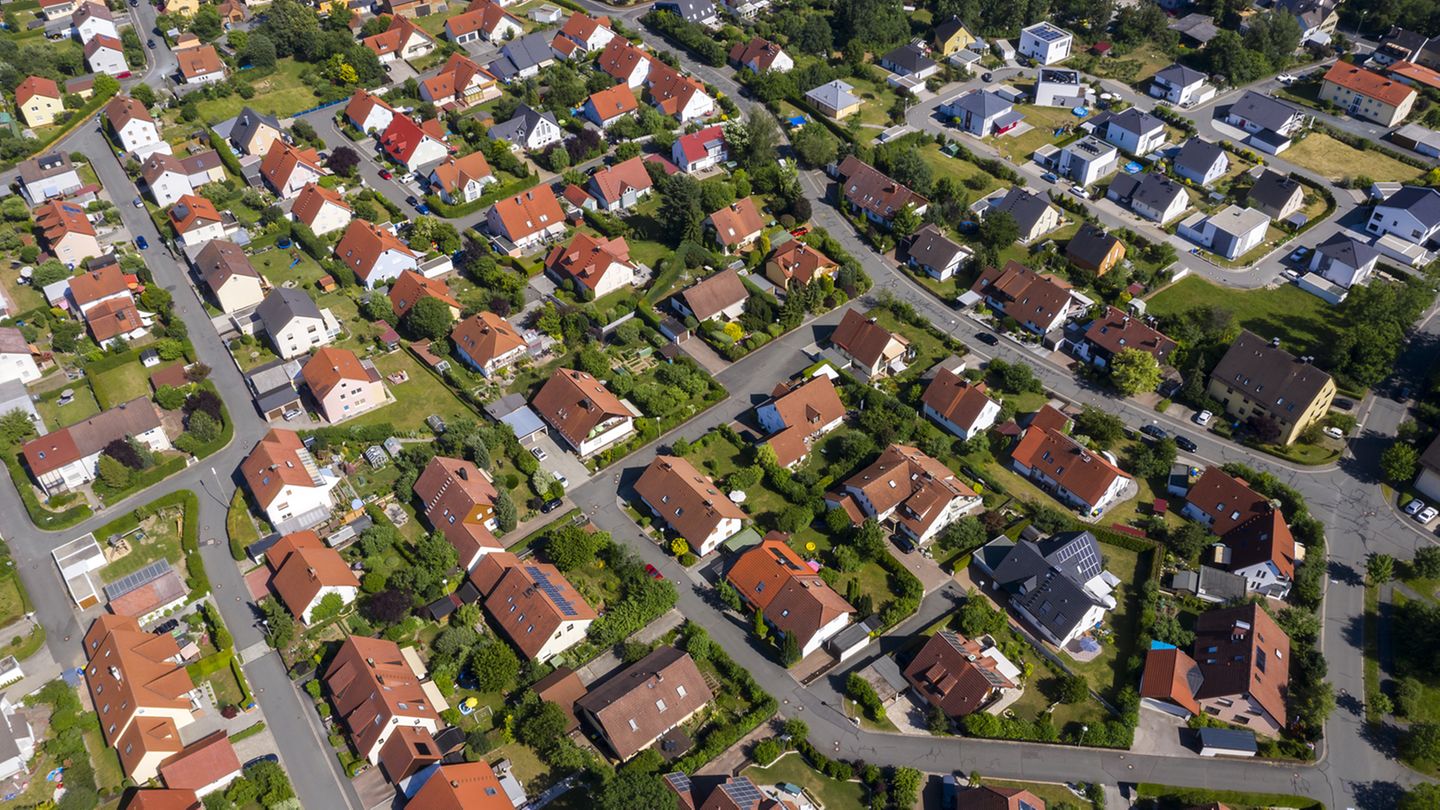 Die Preise für Einfamilienhäuser steigen stark