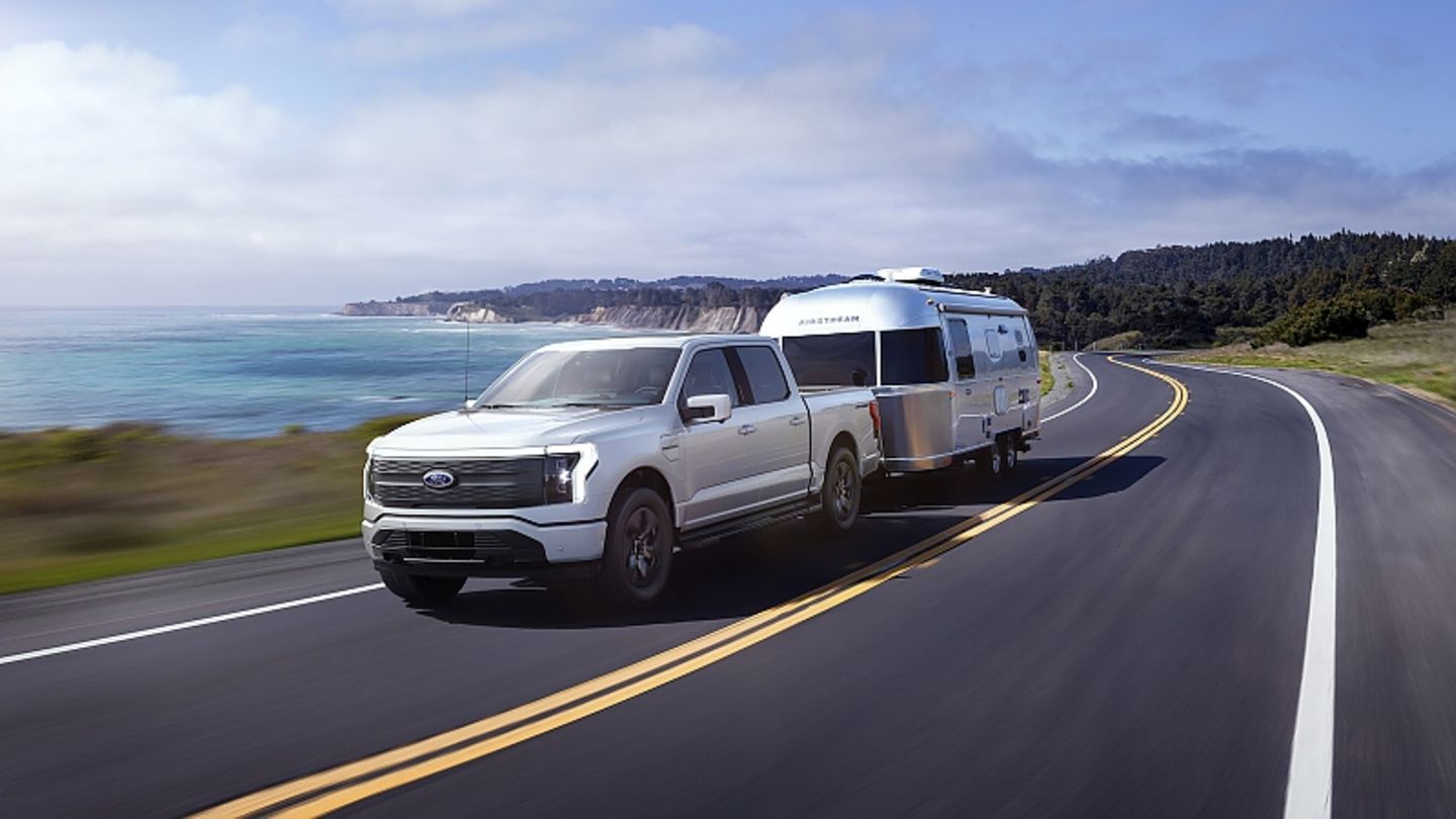 Ford F-150 Lightning 2022