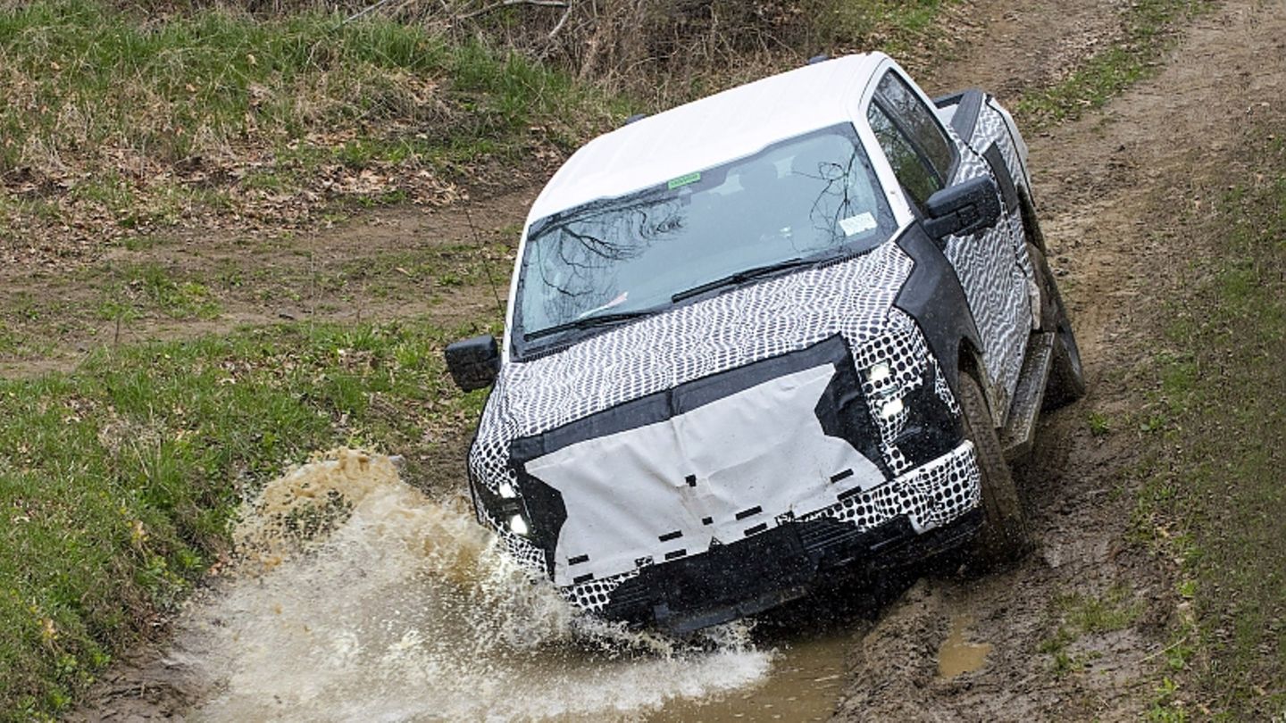 Ford F-150 Lightning 2022