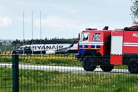 Zur Landung gezwungen: Die Ryanair-Maschine auf dem Flughafen von Minsk