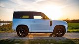 Land Rover Defender 90 P 300 by Startech