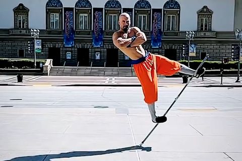 "Moderner Shaolin" trotzt der Schwerkraft