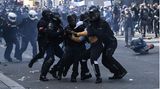 Ausschreitungen im Zuge der "Black Lives Matter"-Proteste in Paris, Frankreich