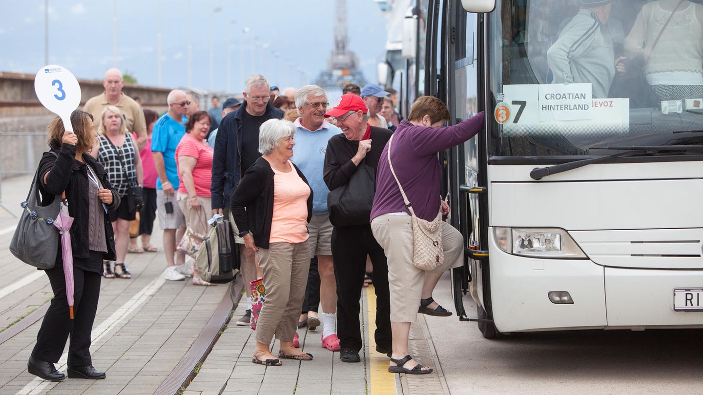 Örtliche Reiseleitung  Heißt im Klartext: Kein veranstaltereigener Reiseleiter. Unter Umständen können Sprachprobleme auftreten.