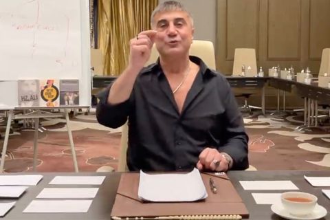 Türkei: Mafiaboss postet Enthüllungen bei Youtube und belastet Politiker schwer (Video)
