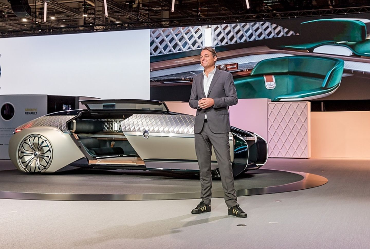 Laurens van den Acker / Renault Designer