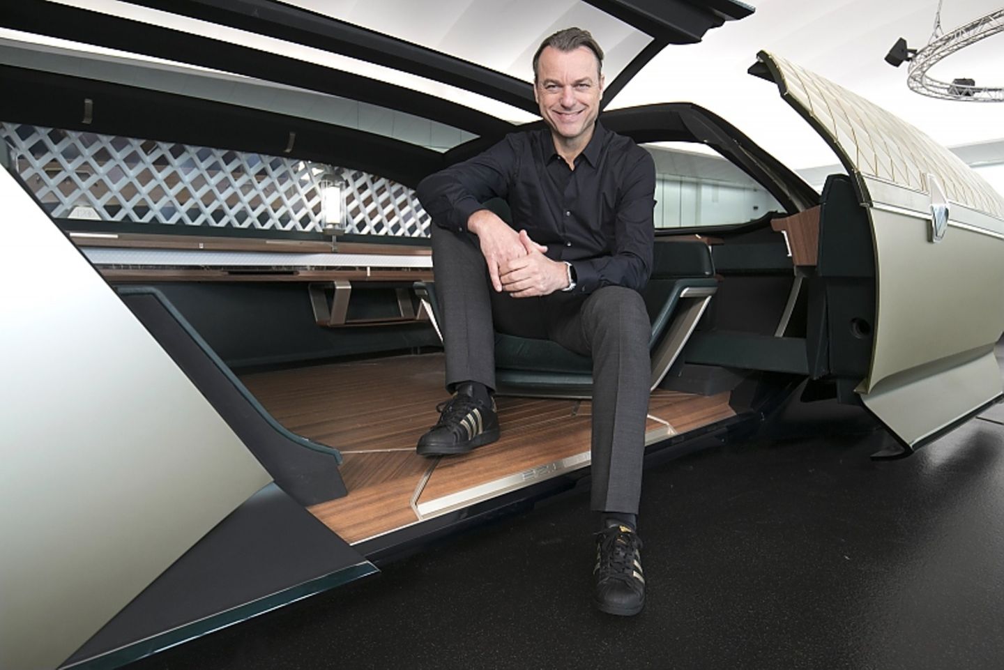 Laurens van den Acker / Renault Designer