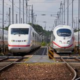 Bild 1 von 21 der Fotostrecke zum Klicken:  Vier ICE-Generationen sind heute im Einsatz. Links der ICE 1 bis rechts zum ICE 4.