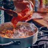 Ein Topf Ragù alla bolognese