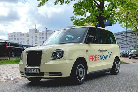 Barrierefreies E-Taxi von Free Now