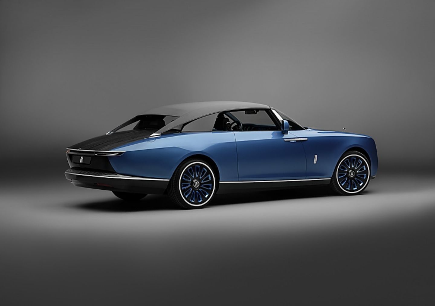 Rolls Royce Boat Tai
