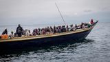 Flüchtlingsboot auf dem Kivu-See