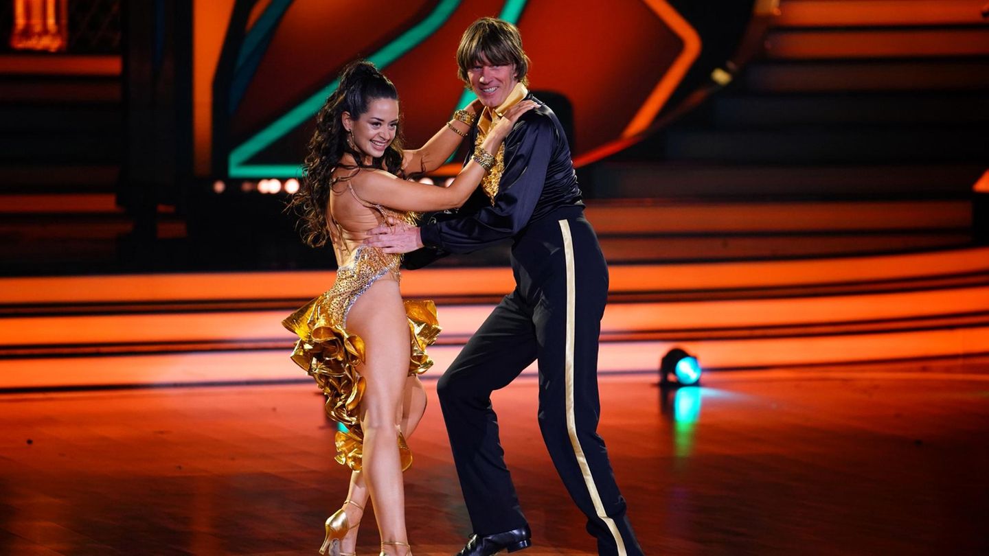 Mickie Krause und Malika Dzumaev