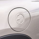 An einer 50 kW Schnellladestation ist der Mini Cooper SE nach 1,4 Stunden vollgeladen