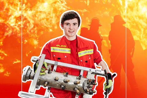 Bundessieg – 1. Preis Arbeitswelt 2021:  Jan Heinemann (18), Andernach, Bertha-von-Suttner-Gymnasium      Projekt:   Innovative Feuerbekämpfung      Wenn es irgendwo brennt, rückt die Feuerwehr an - meist unter Einsatz ihres Lebens. Um die Sicherheit der Einsatzkräfte zu erhöhen, entwickelte Jan Heinemann aus Andernach einen zylinderförmigen, spitz zulaufenden Schlauchaufsatz mit Düsen. Dieser kann auf Steckleitern befestigt und so aus größerer Entfernung in einen Gefahrenbereich geschoben werden. Auf diese Weise erhöht sich der Sicherheitsabstand. Der "Löschigel" getaufte Spezialaufsatz ist zudem effektiver als der konventionelle Vollstrahl, da er das Löschwasser großflächig zerstäubt und so auch giftige Gase und Aerosole niederschlagen. Auf diese Weise kann ein Feuer effektiv von innen heraus bekämpft werden, ohne dass Feuerwehrmänner und -frauen ihr Leben aufs Spiel setzen müssen. Heinemann hat sich die Erfindung bereits patentieren lassen.