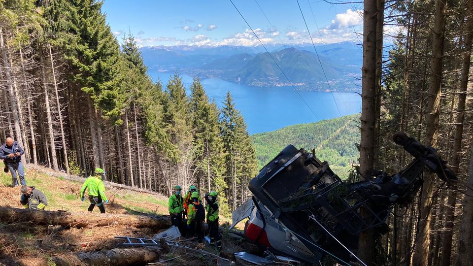 Am Pfingstsonntag stürzte eine Gondel am Monte Mottarone westlich des Lago Maggiore in die Tiefe und riss 14 Menschen in den Tod