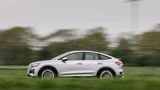 Der Audi Q4 e-tron Sportback 50 quattro ist 4,59 Meter lang