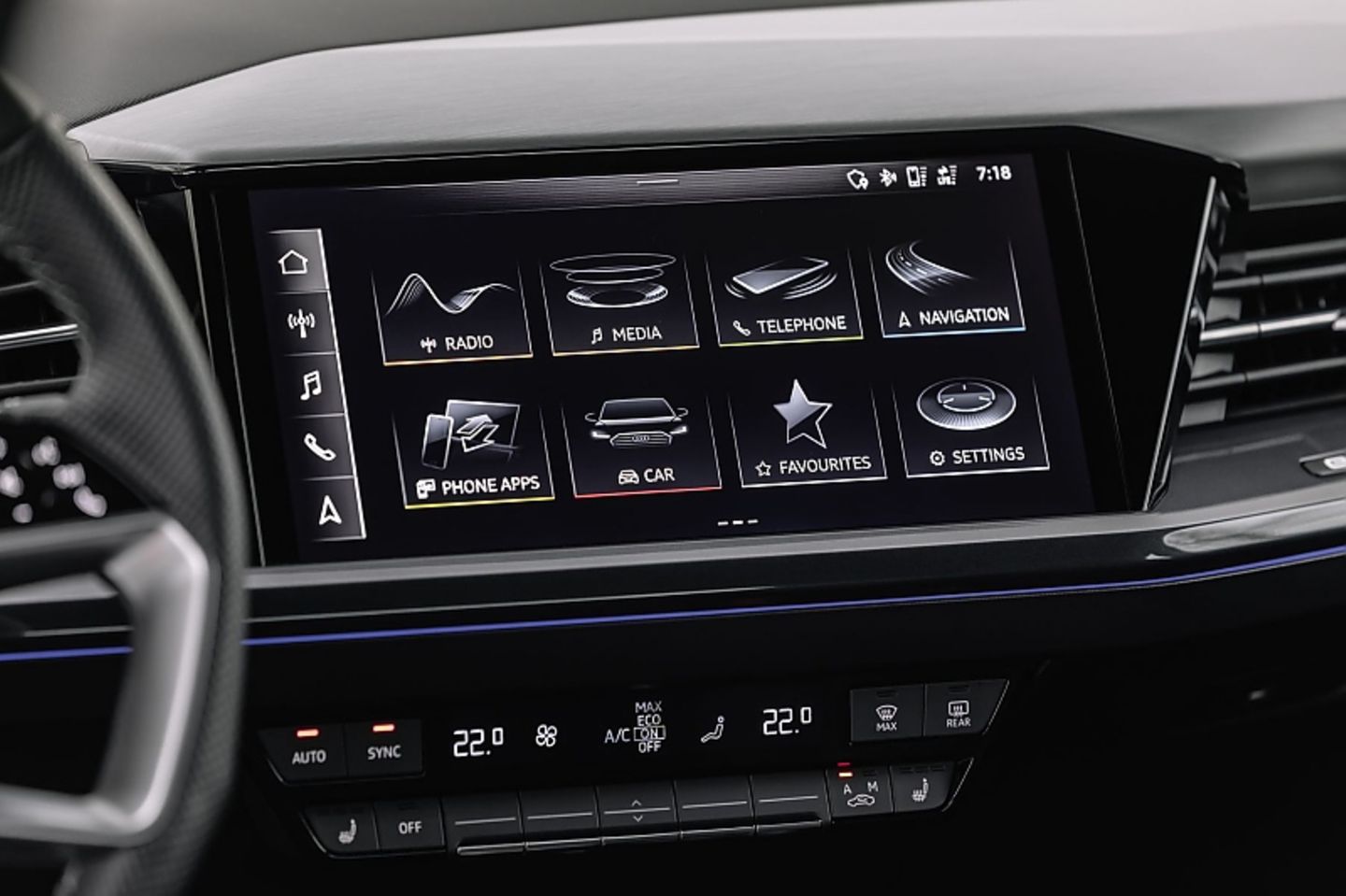 Der Touchscreen ist 10,1 Zoll groß, gegen Ende des Jahres werden 11,6 Zoll daraus