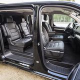 In der XL-Business Lounge-Ausführung finden bis zu sieben Personen Platz