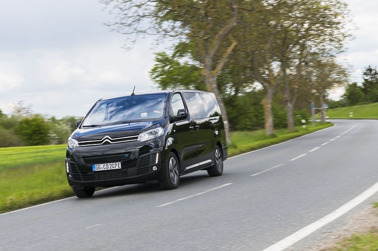 Beim Citroën ë-Spacetourer stehen zwei Batteriegrößen zur Auswahl: 50 und 75 Kilowattstunden