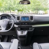 Der Sieben-Zoll-Monitor ist die Kommunikationszentrale