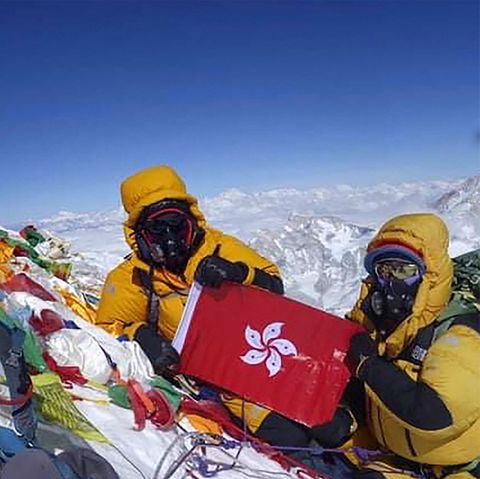 Mount Everest: Nach Corona-Zwangspause: Neue Rekorde purzeln am höchsten Berg der Welt