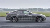 Der BMW i4 M50 absolviert den Standardsprint von null auf 100 km/h in etwa vier Sekunden