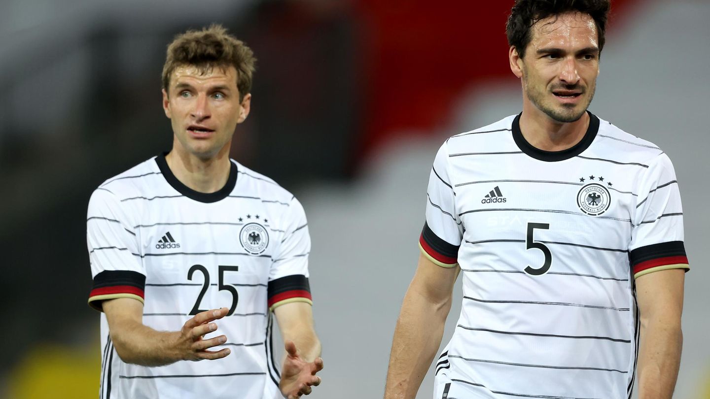 Als wären sie weg gewesen: Thomas Müller und Mats Hummels im Testspiel gegen Dänemark vor der Fußall-EM