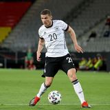 Note: 5. Der Glanz von Robin Gosens ist verblasst. War gegen England weitgehend mit Defensivaufgaben beschäftigt, in der Offensive setzte er kaum Akzente. Schlug die Flanke vor dem Havertz-Schuss kurz nach Wiederanpfiff.