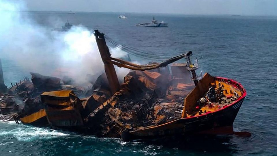 Sri Lanka Containerschiff Feuer Brand Chemikalien